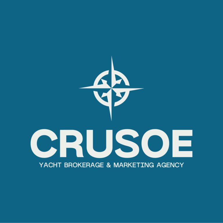 Logotype verticale Crusoe, agence de brokerage et marketing spécialisée dans le yachting, sur fond bleu.